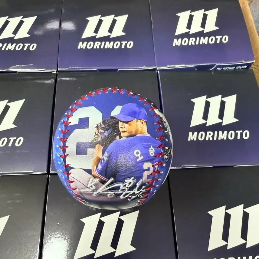[BUNJANG] Samsung Lions Oh Seung-hwan Retirement Commemorative Baseball (Includes Case) / 삼성라이온즈 오승환 은퇴기념구 (케이스포함)