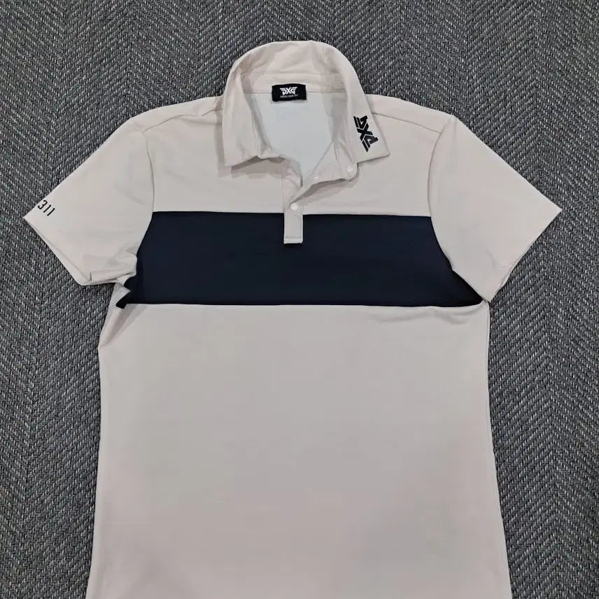 [BUNJANG] PXG Men's Short Sleeve Golf Polo Shirt (Size 100) / 남성100)PXG 남성 골프 반팔 카라티 아이보리/블랙