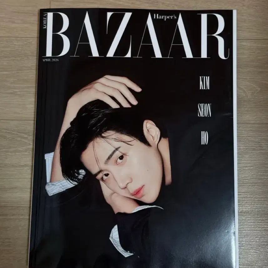 [BUNJANG] Harpers Bazaar Korea April 2024 Issue Kim Seon Ho Cover Magazine / (짐 정리중 가격내림!!) 하퍼스바자코리아 2026.4월호 김선호 표지(화보) 투어스