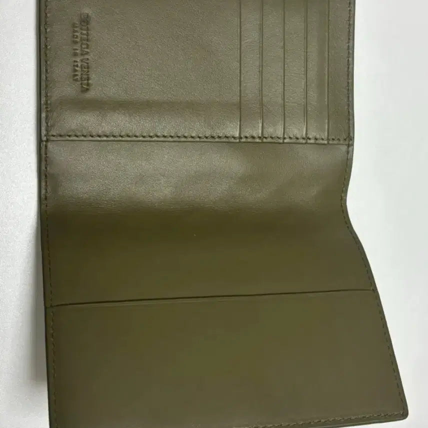 [BUNJANG] Bottega Veneta Long Card Wallet Olive / 보테가 베네타 롱 카드 지갑 올리브