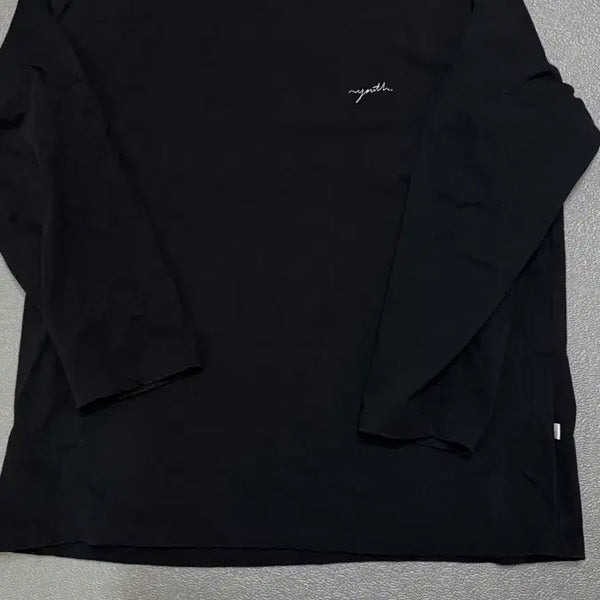 [BUNJANG] Youth Logo Embroidered Long Sleeve T-Shirt Black / youth 긴팔 티셔츠 블랙