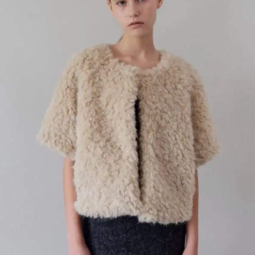 [BUNJANG] TheL Beige Half Fur Jacket / 더릴 베이지 하프 퍼 자켓