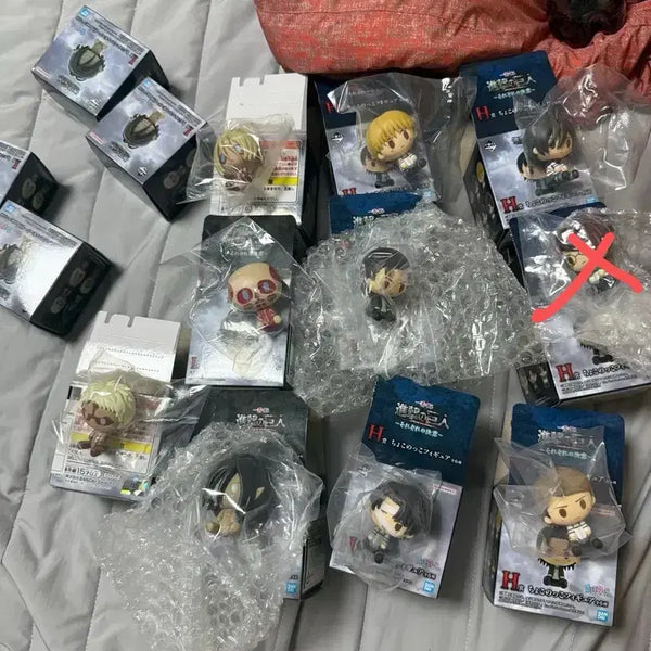 [BUNJANG] Attack on Titan Choco-no-ko 10-Piece Full Set / 진격의거인 제일복권 초코노코 9종 세트 판매