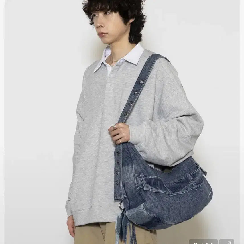[BUNJANG] Gleam GB009 Belt Detail Denim Shoulder Bag (Indigo) / 글랙 GB009 벨트 디테일 데님 숄더백 (INDIGO)