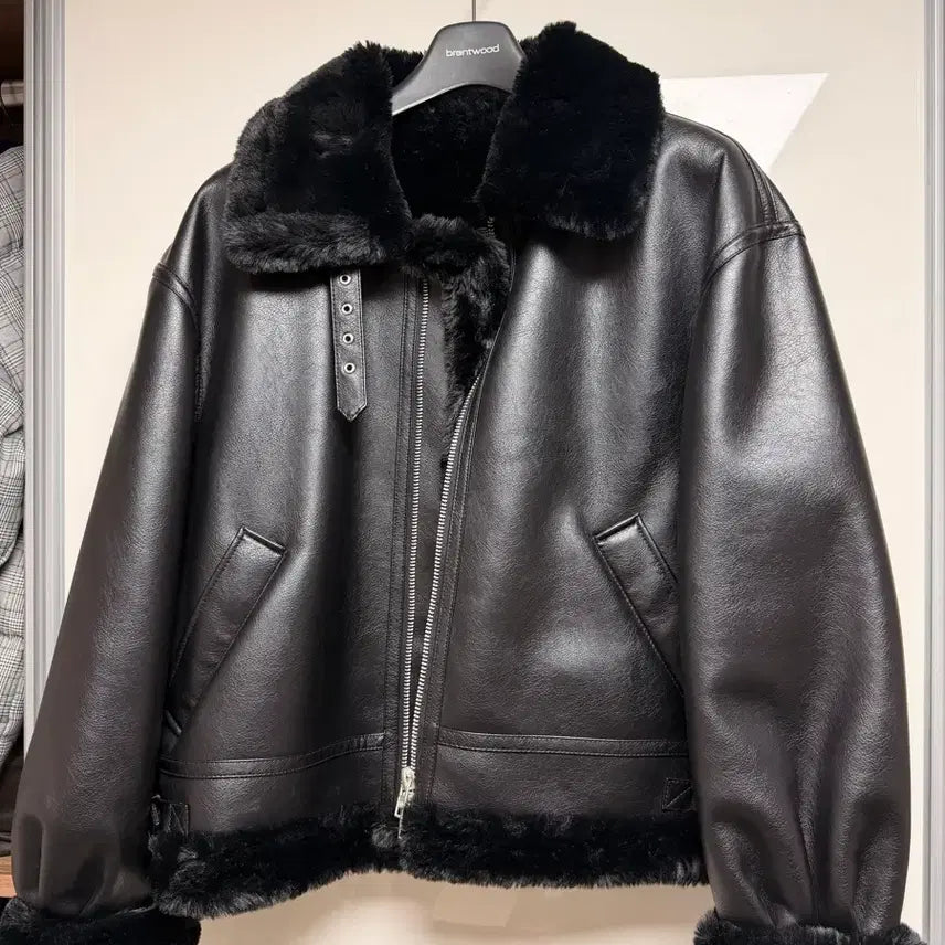 [BUNJANG] Brentwood Black Mustang Jacket / 브렌트우드 블랙 무스탕 자켓