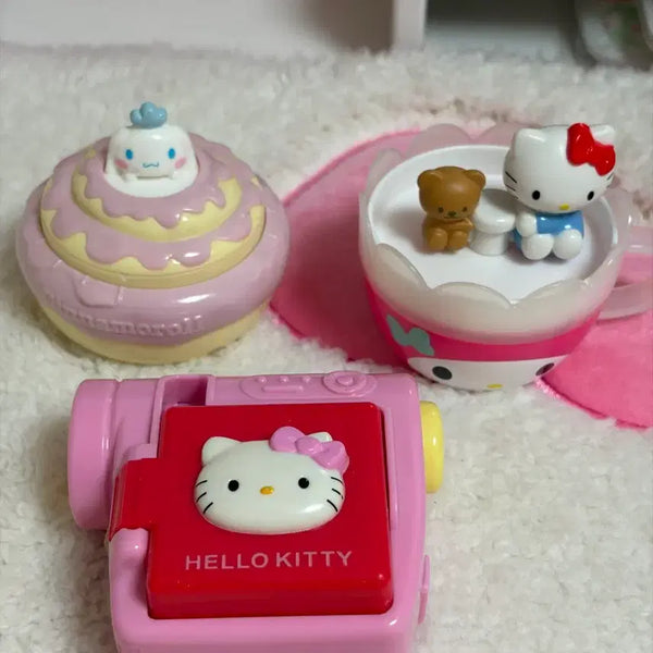 [BUNJANG] Sanrio Hello Kitty & Cinnamoroll McDonald's Happy Meal Figures Set / 고전 산리오 헬로키티 시나모롤 고전키티 맥도날드 해피밀 피규어 장난감