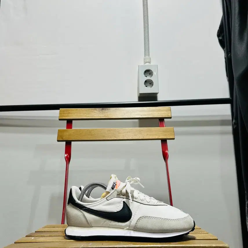 [BUNJANG] Nike Waffle Trainer 2 Women's Shoes / 240) 나이키 운동화 여성 여자 신발 와플 트레이너 2
