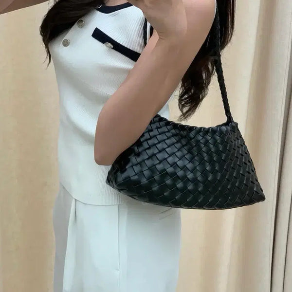 [BUNJANG] Treccia Woven Shoulder Bag Black (Includes Inner Bag) / 트레치아 숄더백 위빙백 블랙 (이너백 포함)