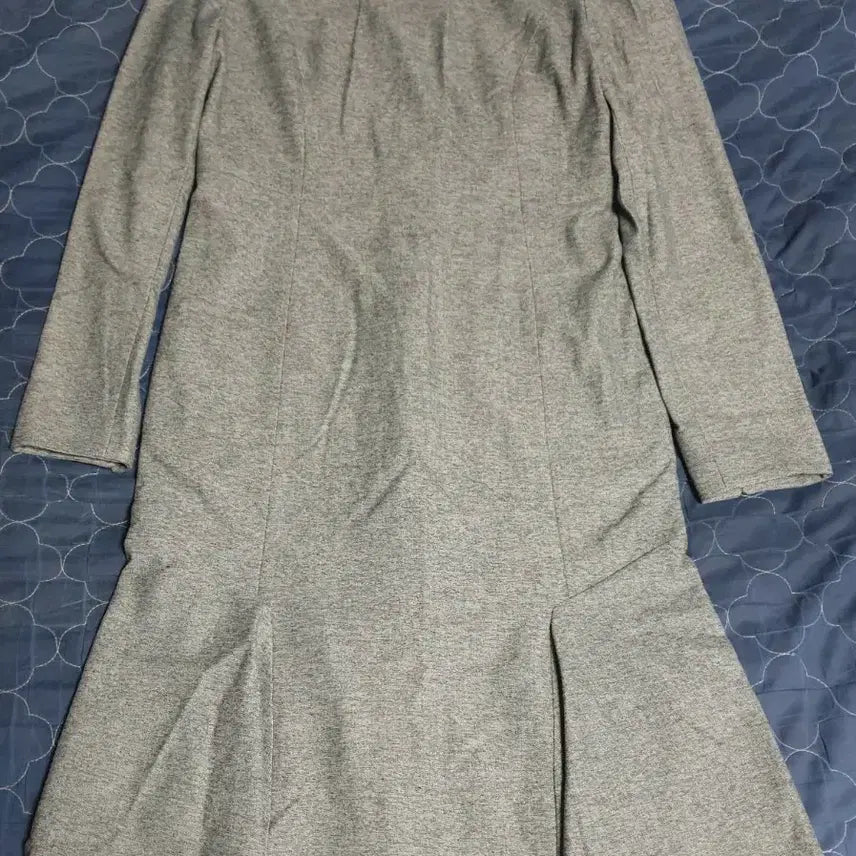[BUNJANG] The Izzat Classic Long Dress Grey / 더아이잗 클래식 롱원피스 그레이 (88-90-160)