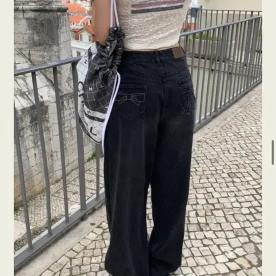 [BUNJANG] Seokey Twin Ribbon Black Denim Jeans / 서쿠키 트윈 리본 블랙 데님 진