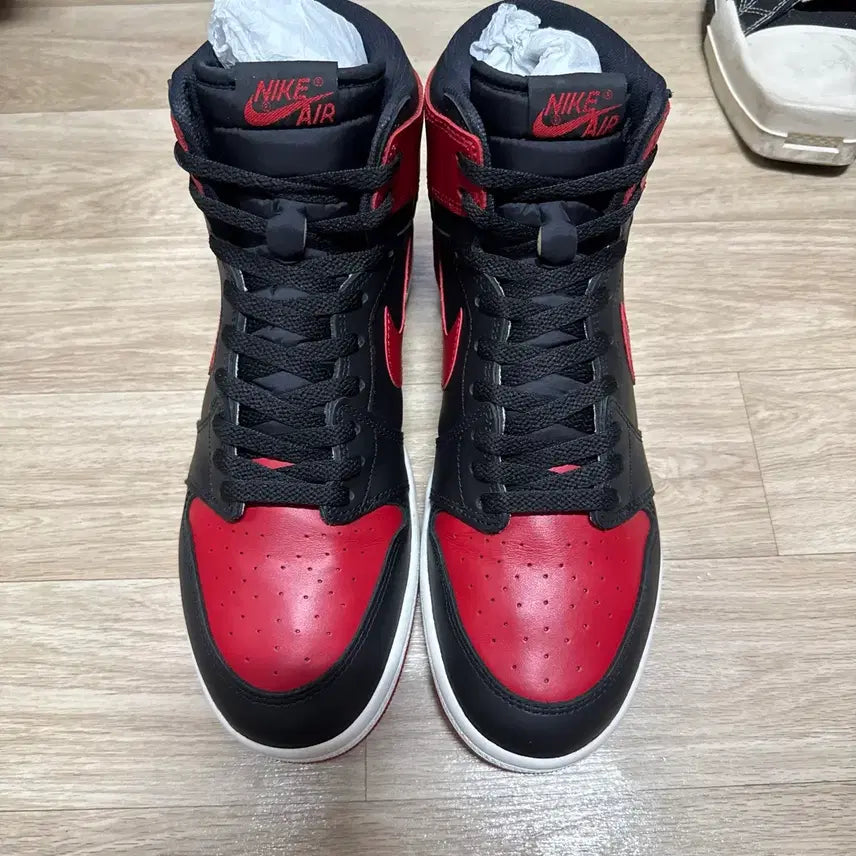 [BUNJANG] Jordan 1 High '85 'Bred' Size 290 / [290] 조던1 하이 85 브레드