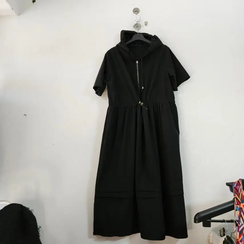 [BUNJANG] Black Wrinkled Cotton Short Sleeve Long Dress / 바스락후드 반팔 롱 원피스 블랙