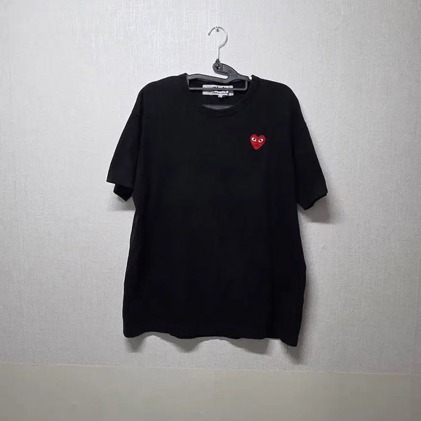 [BUNJANG] Comme des Garçons PLAY Heart Logo Black T-Shirt / 꼼데가르송 플레이 하트 로고 블랙 반팔티