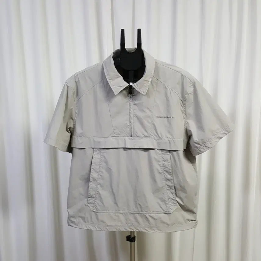 [BUNJANG] Guess Men's Anorak Collar Half-Zip Short Sleeve T-Shirt Size 105 / 22년 게스 남성 아노락 카라 반집업 반팔 티셔츠 105 오일장 0331