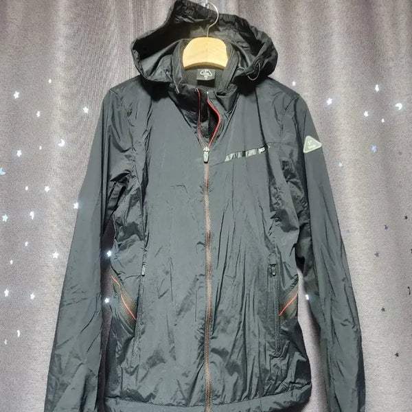 [BUNJANG] K2 Flywalk Lightweight Women's Hooded Windbreaker Black / 케이투 K2 플라이웍 경량 여성 바람막이 후드 블랙-90