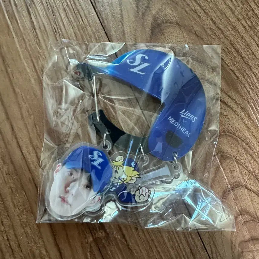 [BUNJANG] Mediheal Taeyun Won Player Keychain (Sealed) / 교환) 메디힐 원태인