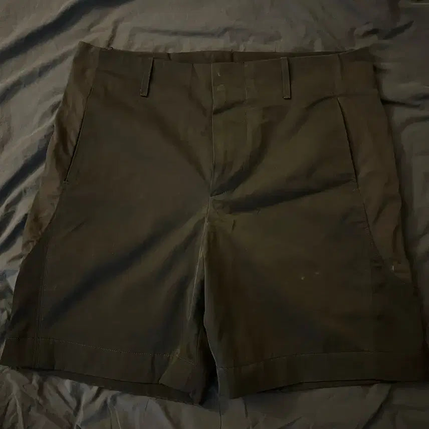 [BUNJANG] Numare EE Shorts L Size / (L) 누마레 EE 반바지