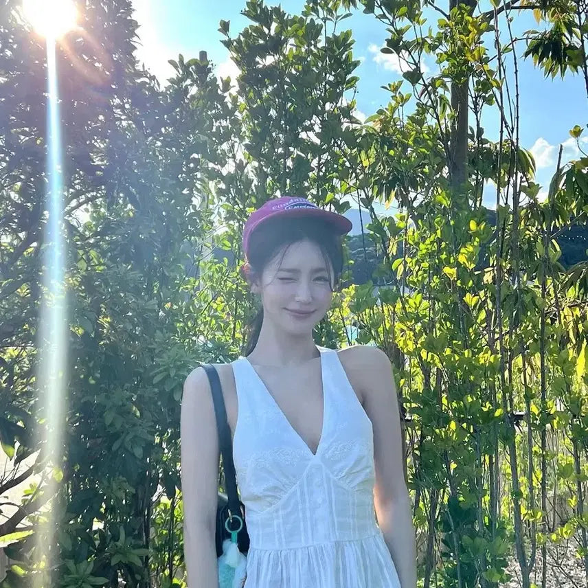 [BUNJANG] Sinoon Rose Blouse / 시눈 로즈블라우스