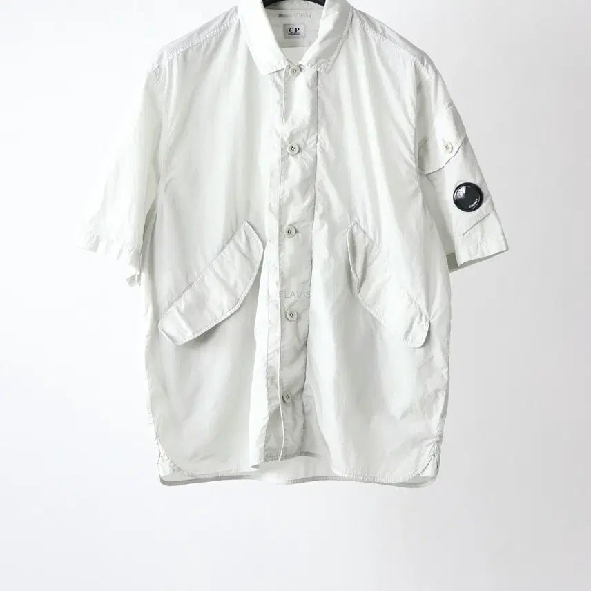 [BUNJANG] CP Company 25SS Lens Chrome R Overshirt / CP컴퍼니 25SS 렌즈 크롬R 반팔 오버셔츠 M팝니다.