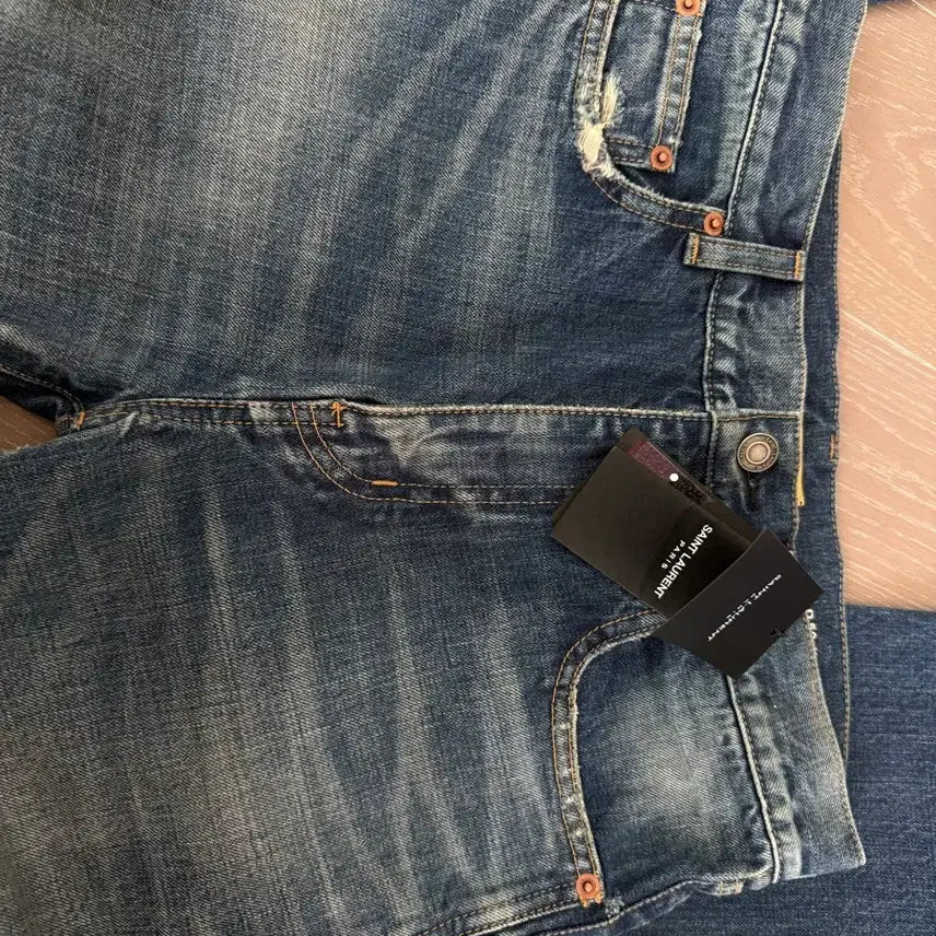 [BUNJANG] Saint Laurent Slim Straight Fit Vintage Wash Denim Jeans - Size 26 / 생로랑 스트레이트 레그 데님진 새상품 26