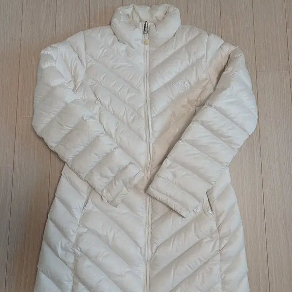[BUNJANG] The North Face Long Goose Down Lightweight Padding Ivory 95 / 노스페이스 롱 구스다운 경량 패딩 아이보리 95