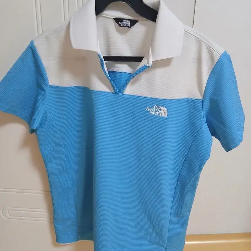 [BUNJANG] The North Face Women's Short Sleeve Polo Shirt Blue/White Size 90 / 노스페이스 여성 반팔 카라티 블루/화이트 90