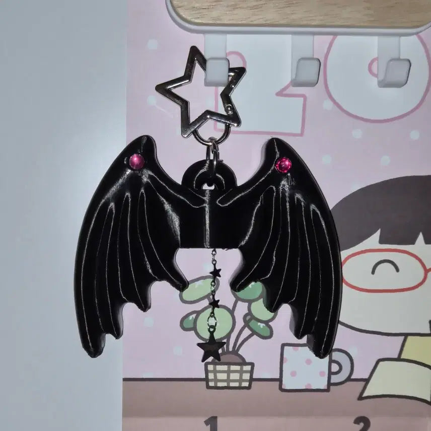 [BUNJANG] Devil Wings Lip Balm Holder / things devil wings 립밤 홀더