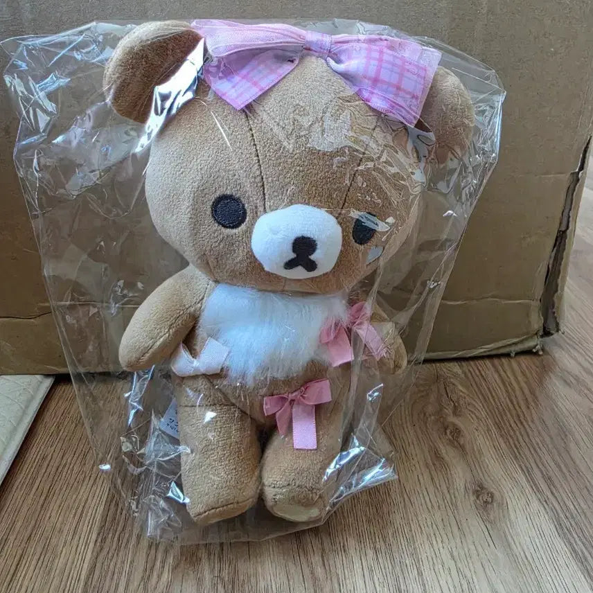 [BUNJANG] Chairoikoguma Limited Edition 'Makeup Series' Plush Doll / 차이로이코구마 한정판 '메이크업 시리즈' 봉제 인형