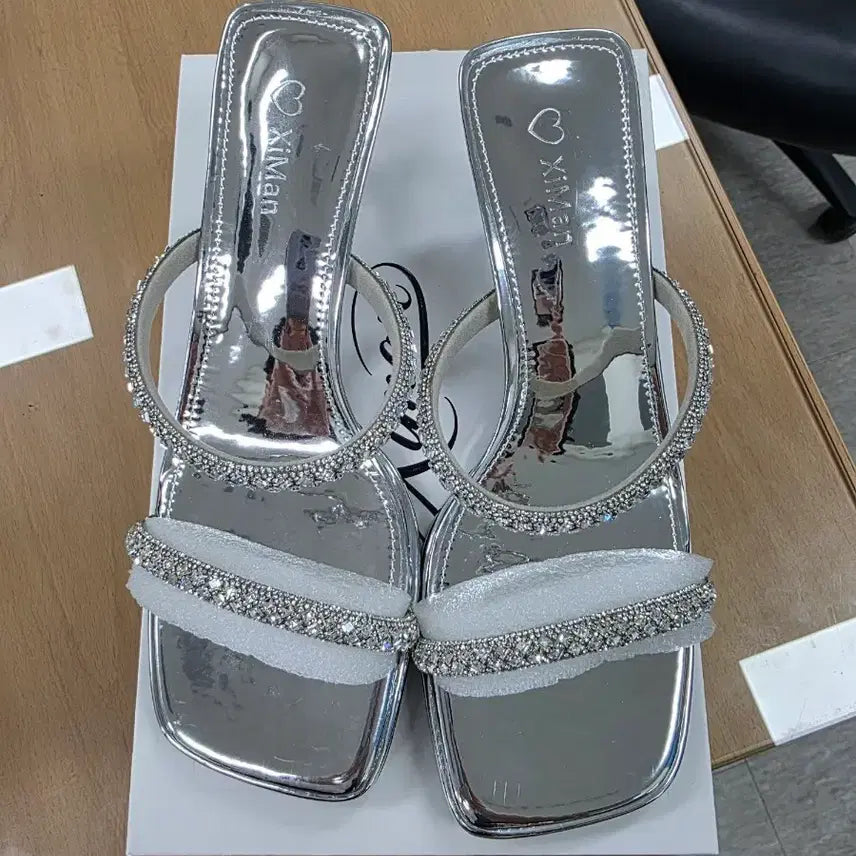 [BUNJANG] Reclara Cubic Sandals Slippers Size 235 / 리클라라 큐빅샌들슬리퍼(235/새상품)