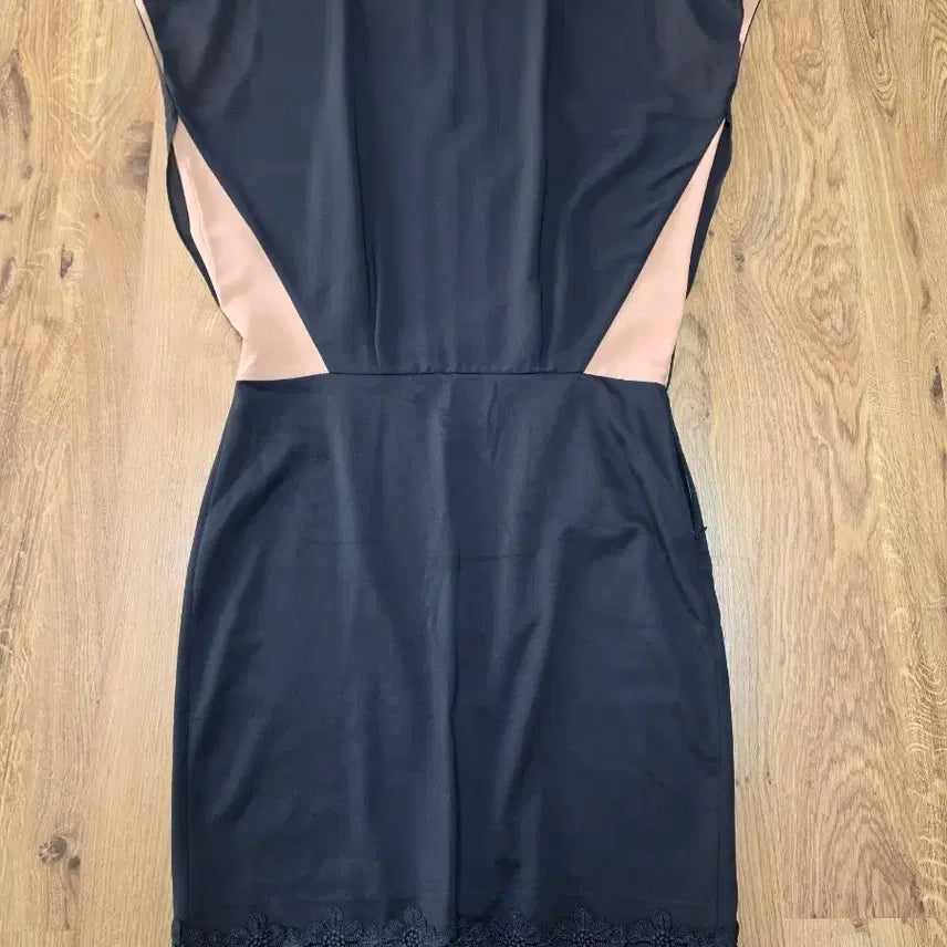 [BUNJANG] SHESMISS Black Lace Detail Midi Dress Size 77 / SHESMISS 쉬즈미스 원피스 77