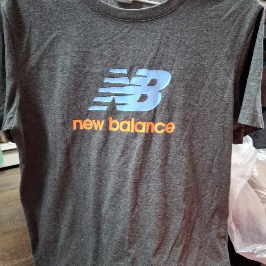 [BUNJANG] New Balance Gray Short Sleeve T-Shirt Size 95 / 뉴발란스 회색 반팔 티셔츠95