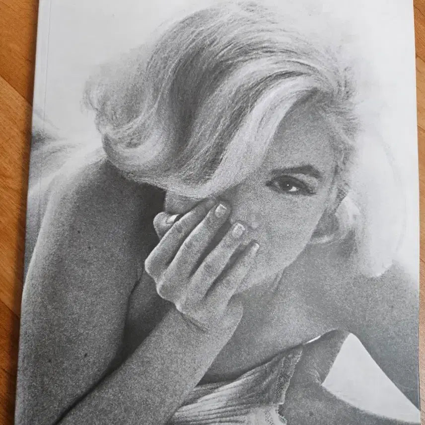 [BUNJANG] Marilyn Monroe Photo Book / 마릴린 먼로 화보집