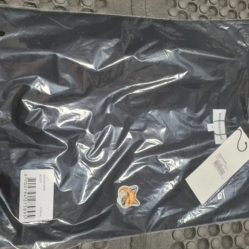 [BUNJANG] Maison Kitsuné Fox Patch Black T-Shirt XL / 메종키츠네 폭스 패치 블랙 티셔츠 XL