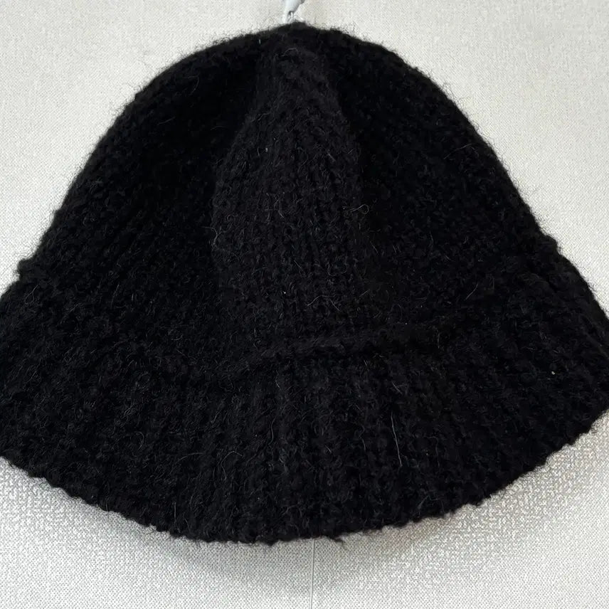 [BUNJANG] Black Knit Bucket Hat / 니트 버킷햇 판매합니다.