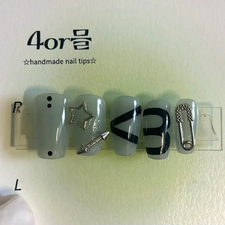 [BUNJANG] Kitchy Nail Handmade Nail Tips / 키치네일 힙한네일 네일아트 네일 네일팁 주문제작 수제네일 수제네일팁