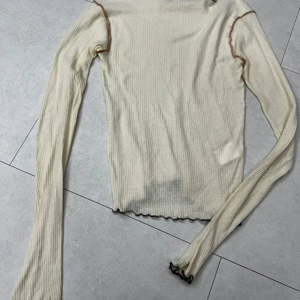 [BUNJANG] Baserange Long Sleeve T-Shirt XS Ivory / 베이스레인지 긴팔 xs