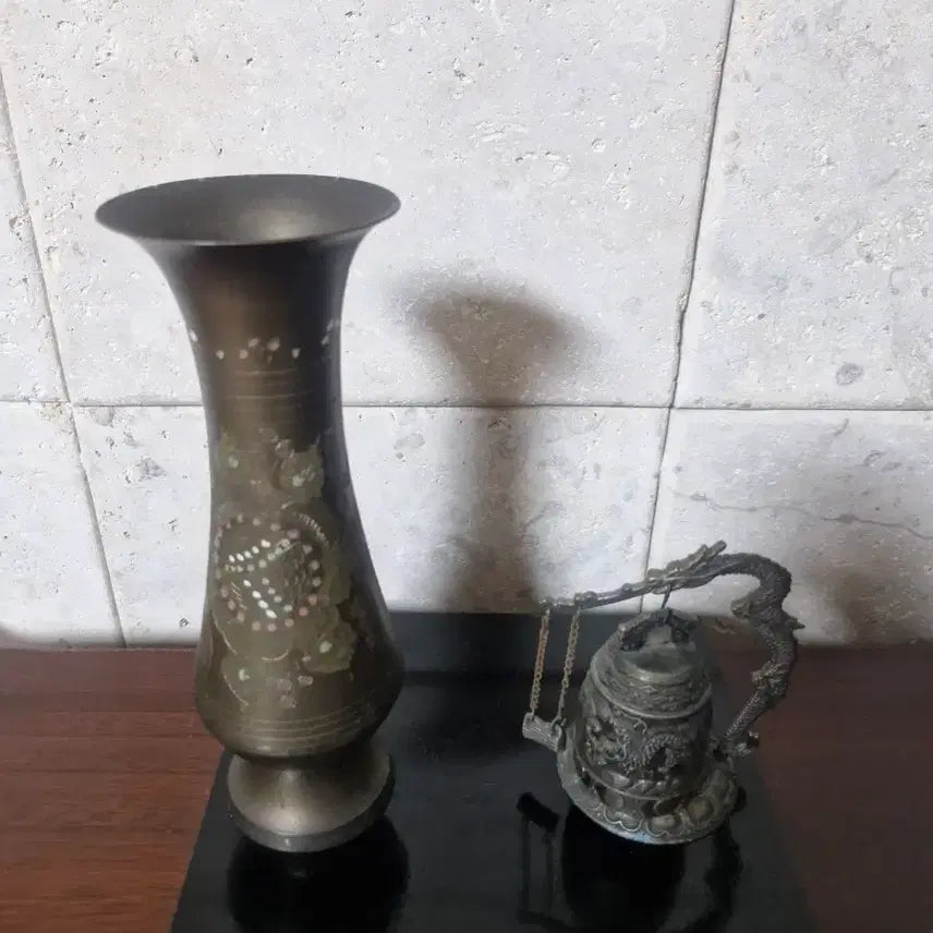[BUNJANG] Vintage Brass Vase & Bell Set / 동 화병 빈티지 동 재질 화병 &동종 세트