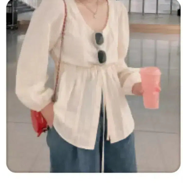 [BUNJANG] Hanger Alley Blouse - Beige, Free Size / 행거 앨리 블라우스 - 베이지,프리
