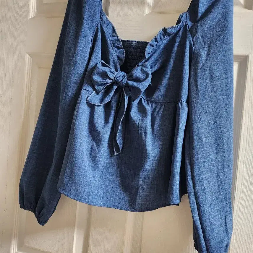 [BUNJANG] Denim Ribbon Blouse with Shirring Detail / 데님 리본 블라우스 셔링 긴팔