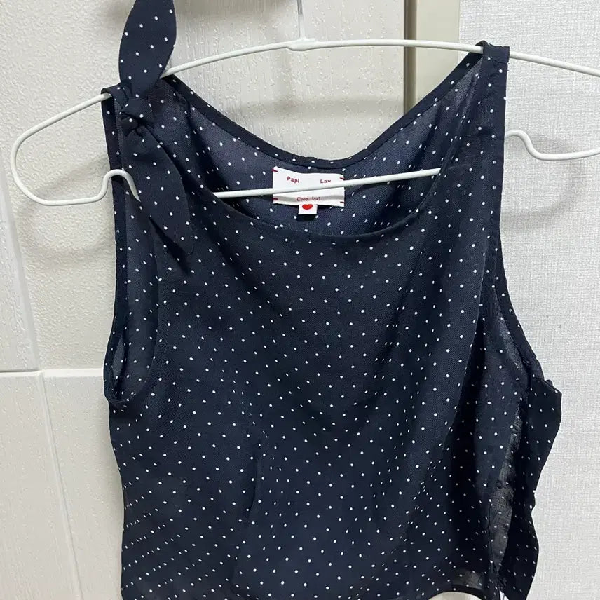[BUNJANG] Navy Polka Dot Sleeveless Blouse with Ribbon Detail / 도트 슬리브리스 블라우스