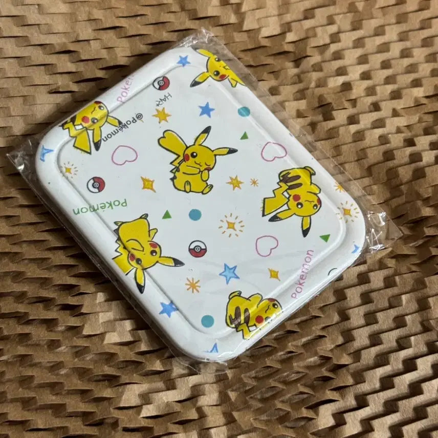 [BUNJANG] Hair Plus Pikachu Comb Mirror / (새상품) 헤어플러스 피카츄 빗거울