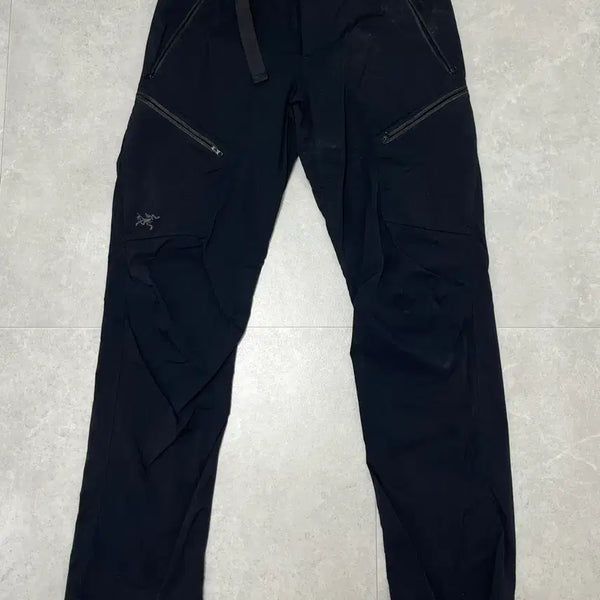 [BUNJANG] Arc'teryx Palisade Men's Hiking Pants Black / 아크테릭스 펠리세이드