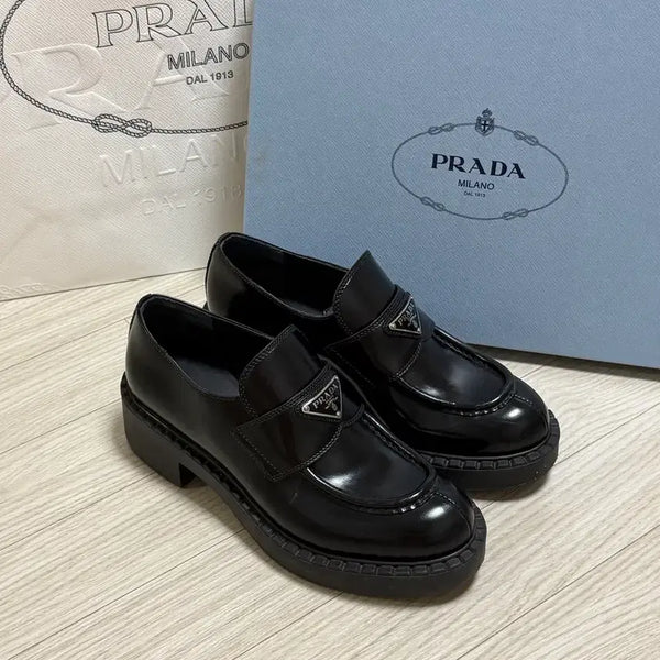 [BUNJANG] Prada Black Women's Loafers - Sole Reinforced / [밑창 보강 작업 완료] 프라다 블랙 여성 로퍼 판매합니다!
