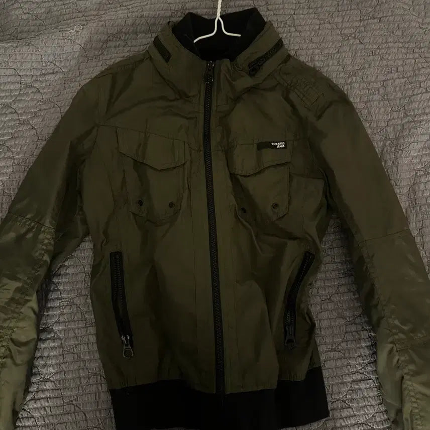 [BUNJANG] Bukal Bomber Jacket / 버카루 봄버 자켓