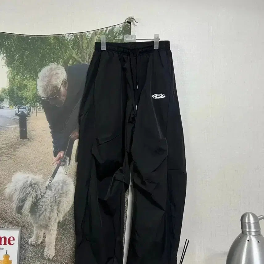 [BUNJANG] Black Logo Wide Training Pants M / 블랙 로고 와이드 트레이닝 팬츠 m