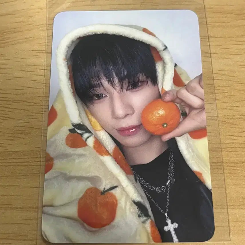 [BUNJANG] NEXZ Tomoya Yugo Haru Sota Seita Hyui Yuki Makestar Orange Peel Blanket Photocard / 넥스지 소건 메이크스타 귤담요 포카