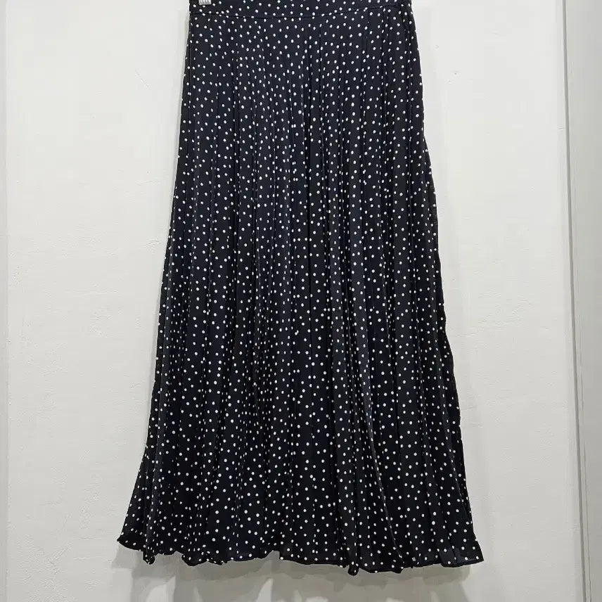 [BUNJANG] Water Drop Dot Pleated Long Skirt / 물방울 도트 플리츠 롱 스커트