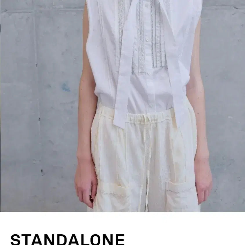 [BUNJANG] Standalone Beaded Blouse / 새상품 STANDALONE 스탠드얼론  비즈 블라우스