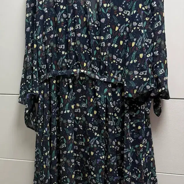 [BUNJANG] Flower Pattern Long Dress (Navy) / 플라워 패턴 롱 원피스 (네이비)