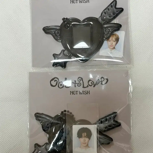 [BUNJANG] NCT WISH Odd To Love Mini ID Photo Holder Keychain Yushi Riku / 원가양도) 엔시티 위시 오드투러브 팝업 미니 아이디 포토 홀더증사키링